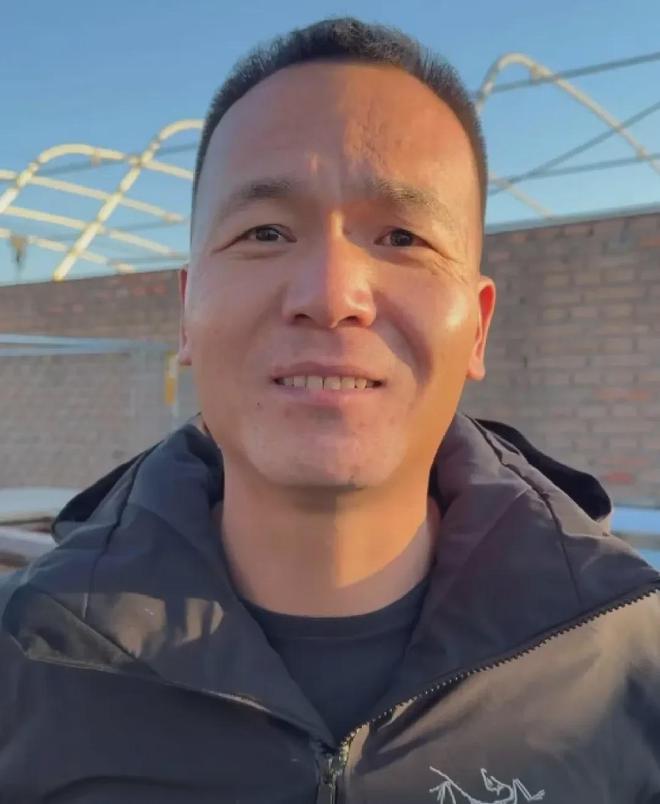 潘宏时隔8月复出喊冤，指责虐狗说是偏见，陈乔恩评论区再次沦陷