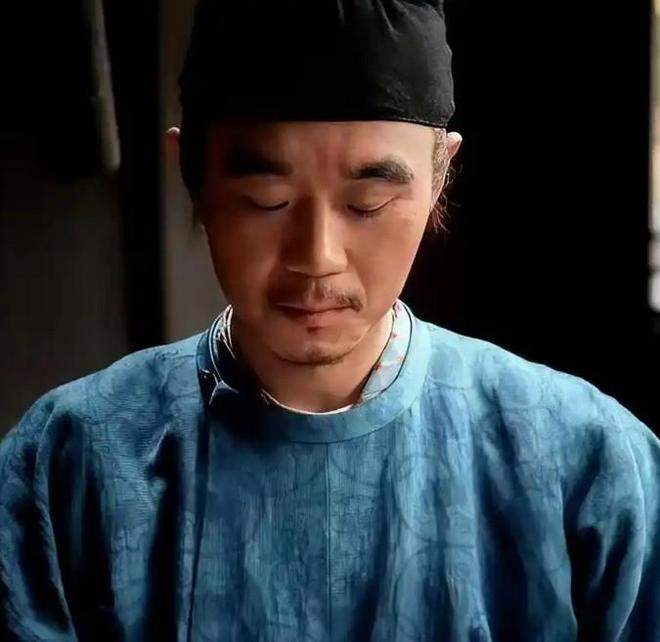 大鹏还是太全面了！长安的荔枝魂穿打工人，明明是喜剧却把我看哭