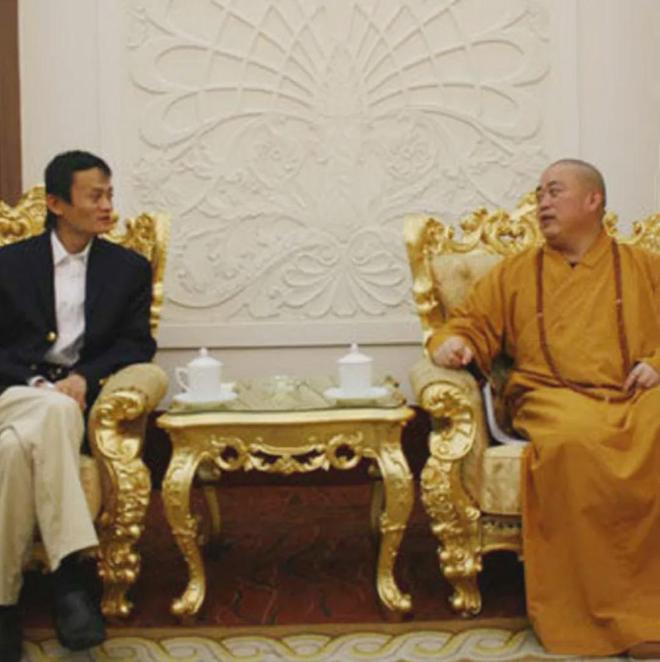 释永信塌房影响娱乐圈！多部少林寺作品烂尾搁浅，张纪中都被坑了