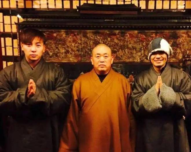 释永信塌房影响娱乐圈！多部少林寺作品烂尾搁浅，张纪中都被坑了