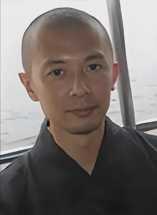 原来这些明星都已剃度出家