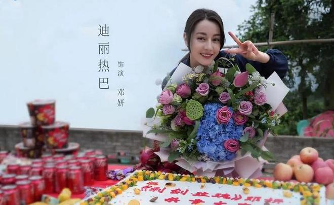 热巴新剧开局就“开刃”，央视首播破2，谁说女警只能当工具人？