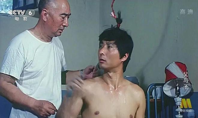 这个水平的喜剧演员，国内实无第二人
