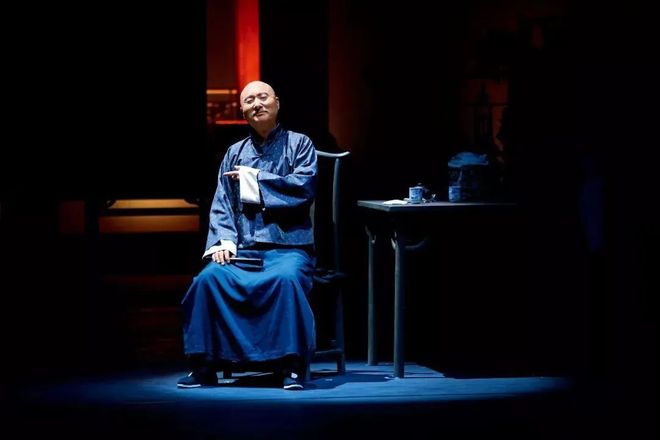 这个水平的喜剧演员，国内实无第二人