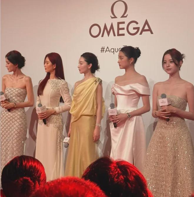 六大女星同框比美！身材越好越抢眼，关晓彤不及娜扎输在没锁骨