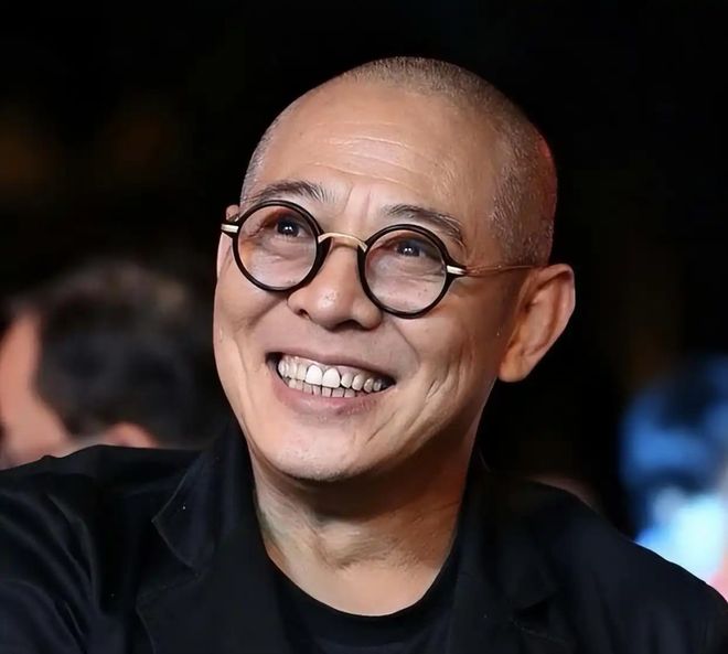李连杰曝少林寺黑幕？王俊凯遭导演背刺？赵晴倒贴杨洋炒CP？梓渝彻底洗白了？惯三女星被威胁要钱？