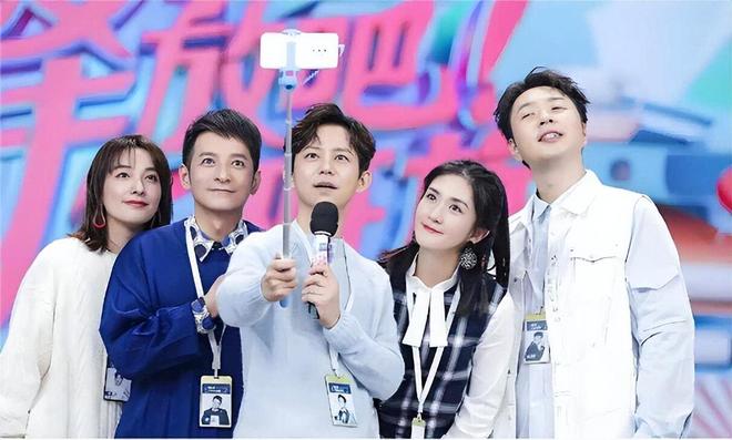 48岁的李维嘉沉浸2年后近照曝光