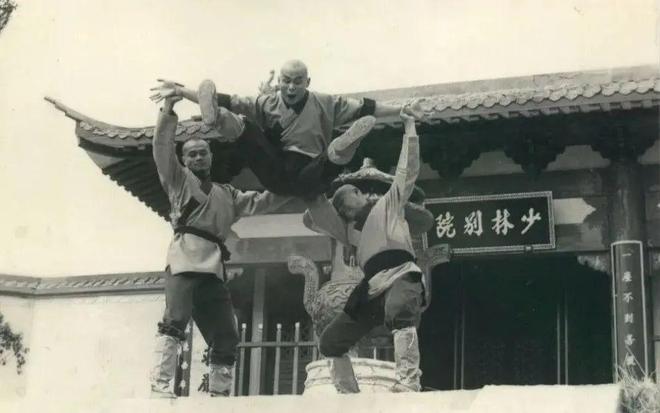 释永信和《少林足球》的恩怨内幕