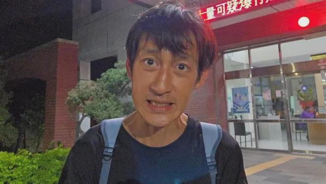 47岁唐治平精神彻底失常！街上游荡跟踪妇人，好友承认他不稳定