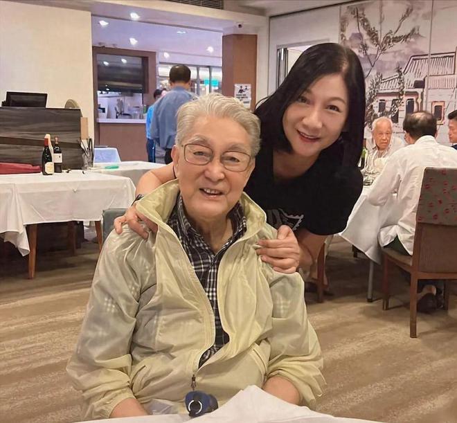 92岁老戏骨周骢去世！生前交代子女不要抢救，妻子离世后看淡生死