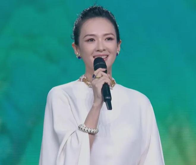 央视高清镜头下的明星！章子怡状态比杨幂好，周冬雨脸僵输给海清