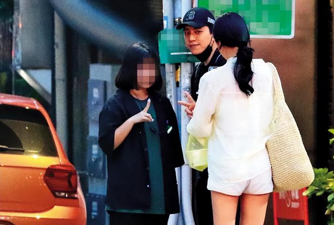 王大陆现身法院面颊憔悴，女友隐瞒案情被打脸，状态轻松不受影响
