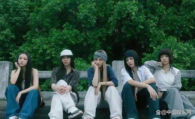 NewJeans成员出庭