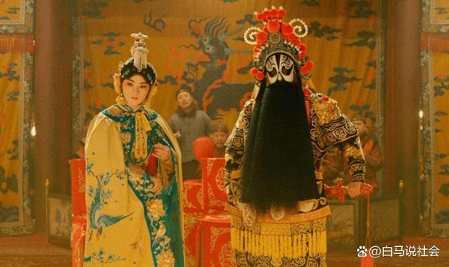 陈佩斯《戏台》牵扯与央视旧怨，版权争议引发艺术思辨 十年磨一戏再现辉煌