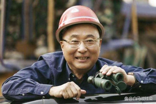 陈佩斯《戏台》牵扯与央视旧怨，版权争议引发艺术思辨 十年磨一戏再现辉煌