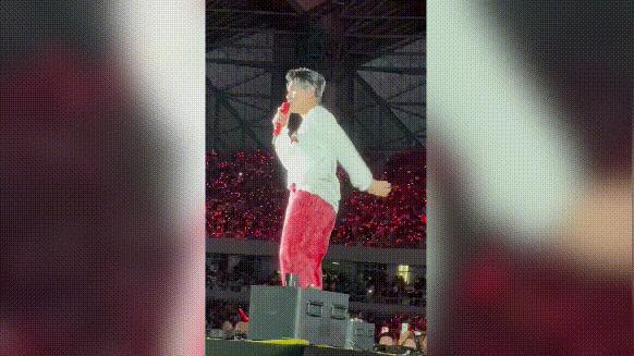 杨宗纬摔下舞台