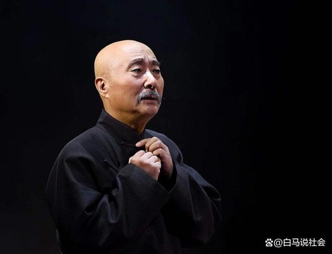 陈佩斯《戏台》牵扯与央视旧怨，版权争议引发艺术思辨 十年磨一戏再现辉煌