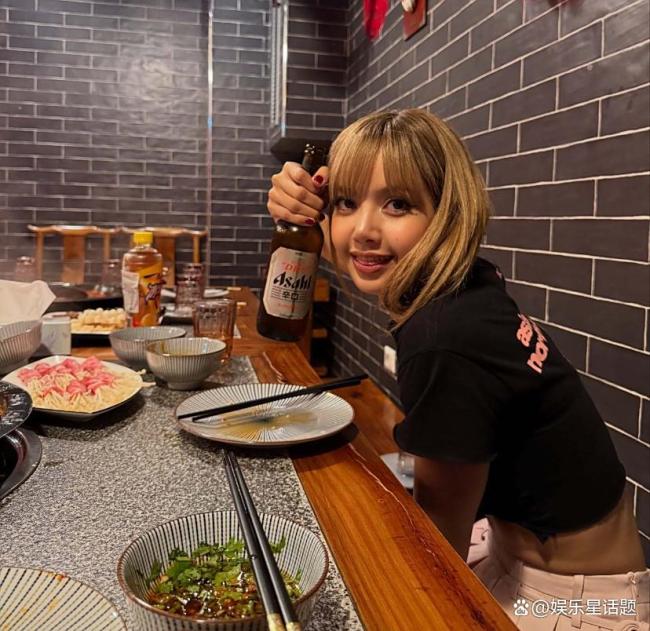Lisa又去吃火锅了