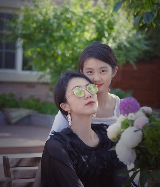 娱乐圈全面进入“Nepo baby”时代！黄多多和王诗龄是星二代天花板吗？