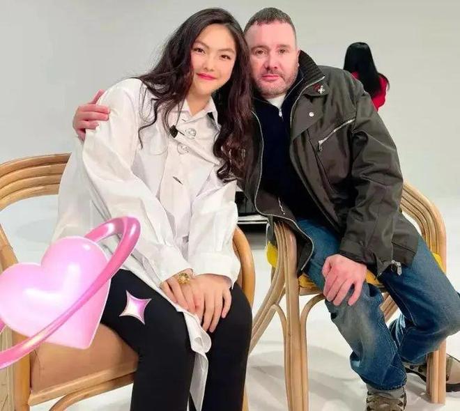娱乐圈全面进入“Nepo baby”时代！黄多多和王诗龄是星二代天花板吗？