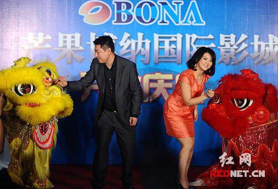 娱乐圈全面进入“Nepo baby”时代！黄多多和王诗龄是星二代天花板吗？