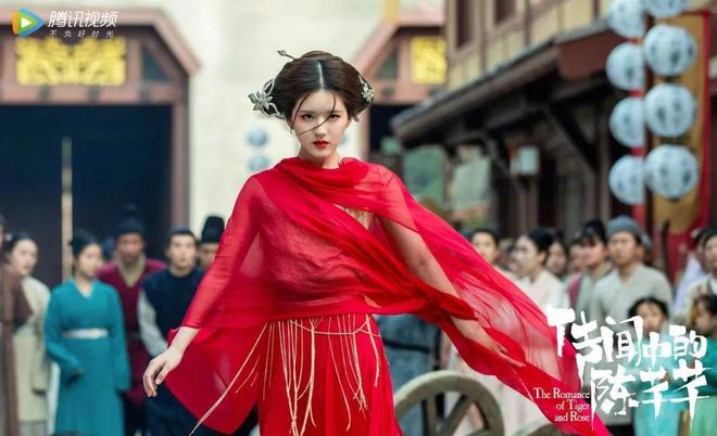 谁在“逼疯”赵露思？