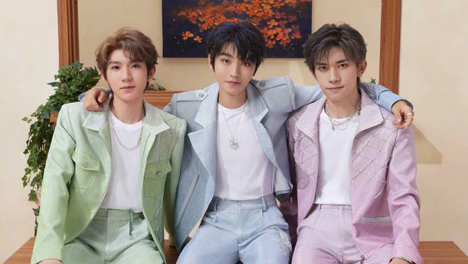 TFBOYS十二周年，王俊凯王源易烊千玺卡点转发，文案有个共同点？