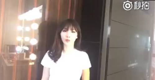 伴娘门过去9年了，包贝尔包文婧都生二胎了，柳岩却还深陷影响中
