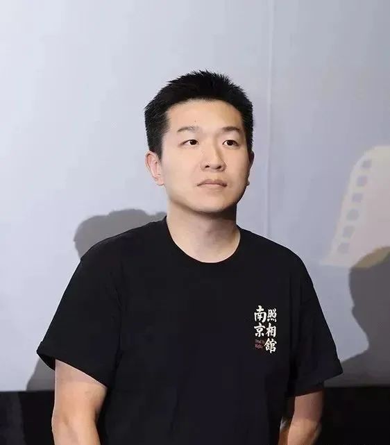 重磅！网红作家木子美重出江湖，17岁找被她开光的男人成了《南京照相馆》名导