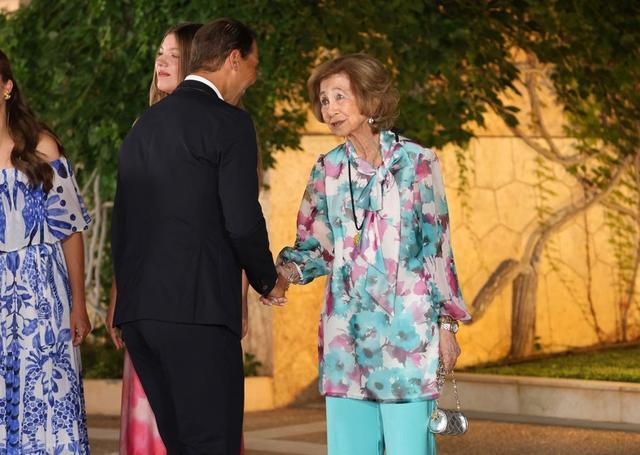 外媒：西班牙王室在马洛卡接见纳达尔、鲁迪-费尔南德斯