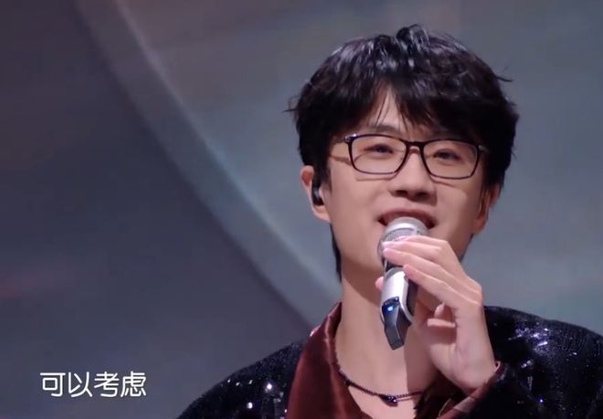 许嵩冯禧被曝秘密结婚！男方家人正筹备婚礼，妈妈曾点赞催婚评论