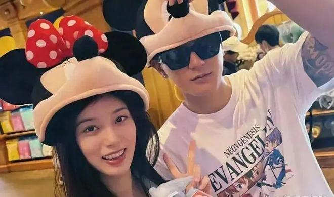 黄子韬婚礼EXO合体？麦琳李行亮离婚？文章姚笛复合？向涵之陈宥维恋爱？二线男星争番位？