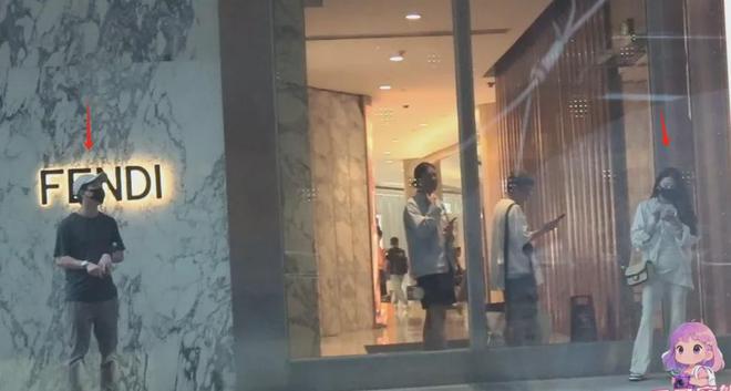张雨绮高开低走！对象从名导富豪到无名男子，如今还沦为卖货主播