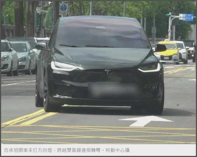 大S雕像迟迟没落成，言承旭只能到墓园祭拜，当场落泪吃饭都在哭