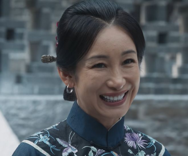 《生万物》首播！杨幂开磨皮滤镜和秦海璐对比明显，气质格格不入