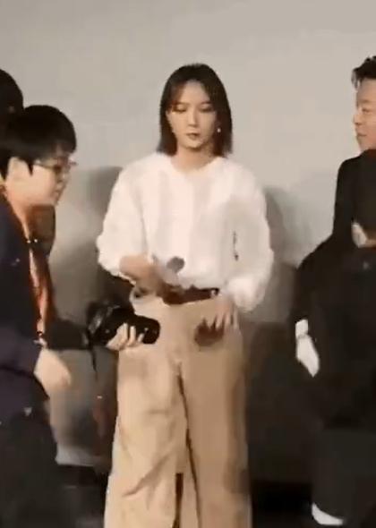 王珞丹方否认自导自演被求婚，男子是惯犯，别让无辜者为恶意买单