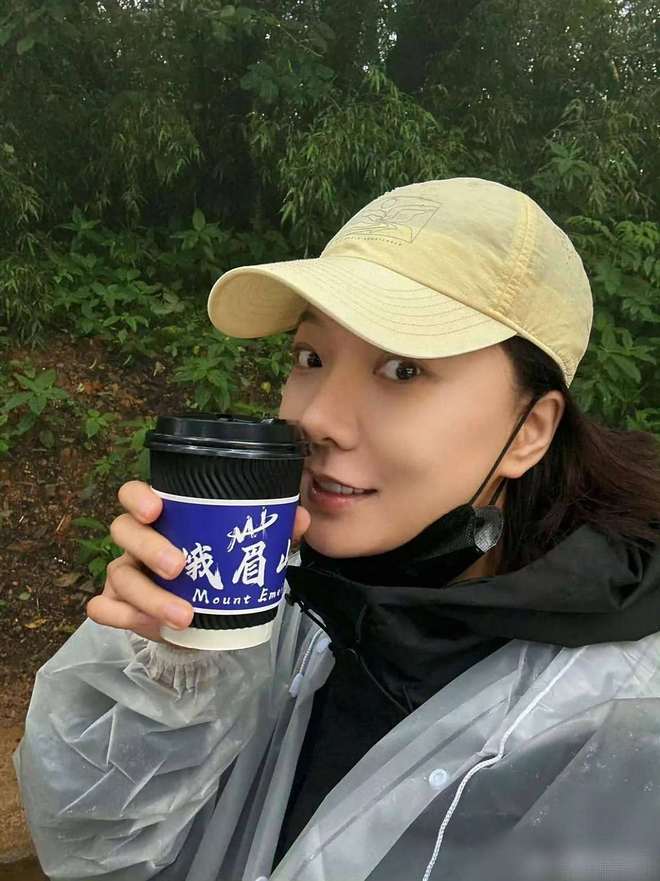 王珞丹方否认自导自演被求婚，男子是惯犯，别让无辜者为恶意买单