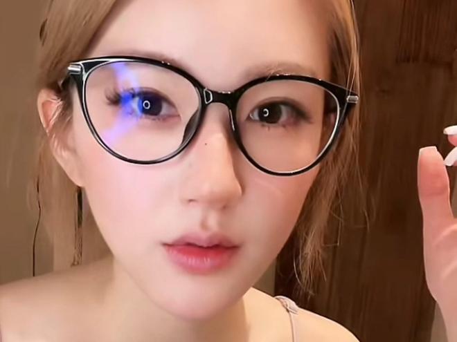 赵露思助农风波反转？公章是真的，错怪她的人该道歉吗？