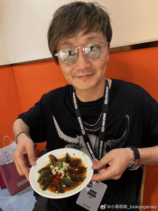小高和刚谈在中国参加活动：会在各地吃"可爱的皮蛋"