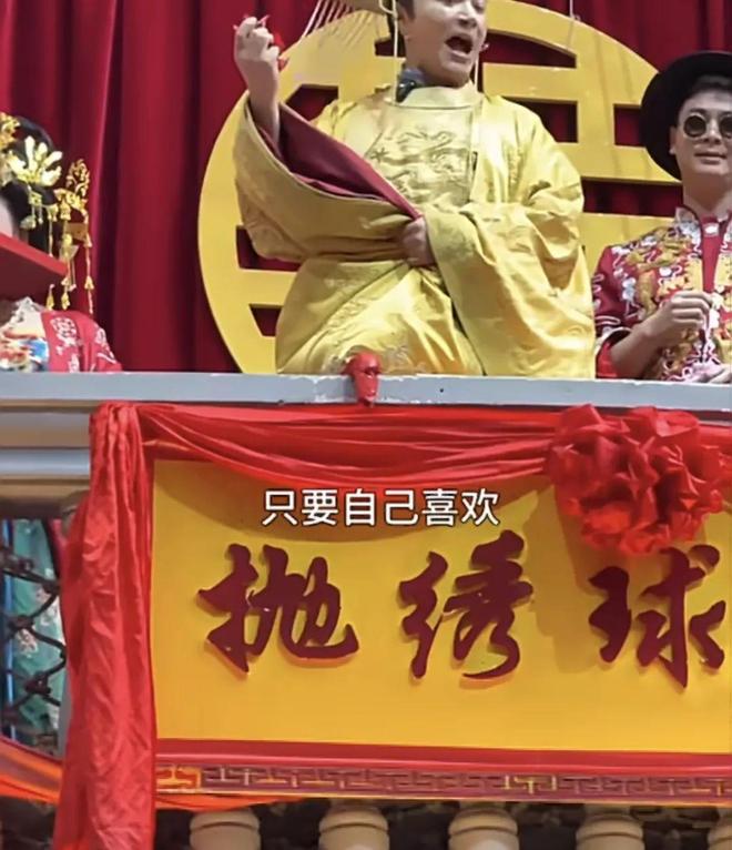 E句话 | 他被曝婚内出轨？