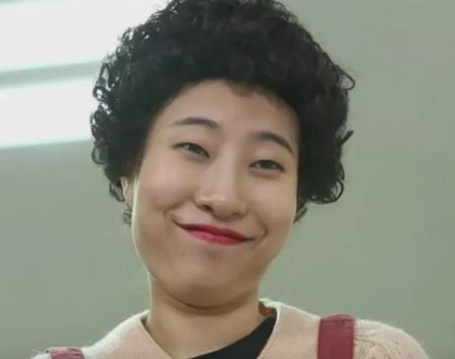 越来越多女星承认整容！有人后悔有人上瘾，动了28次手术停不下来