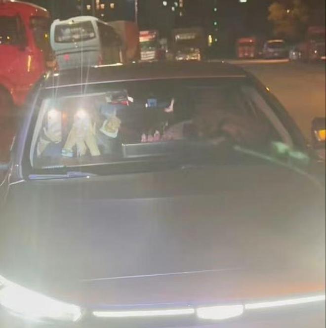 梓渝团队称将就私生驾车冲撞报警！范丞丞工作室刚发文谴责