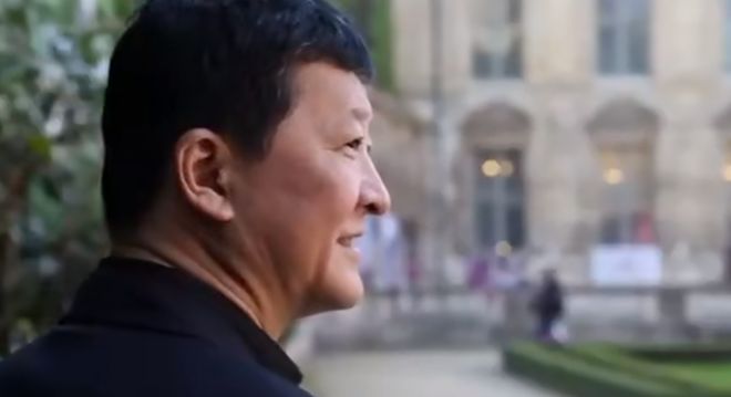 范曾好友揭露失联内幕，家族内斗陷两难，继子晒全家福挑衅亲女儿