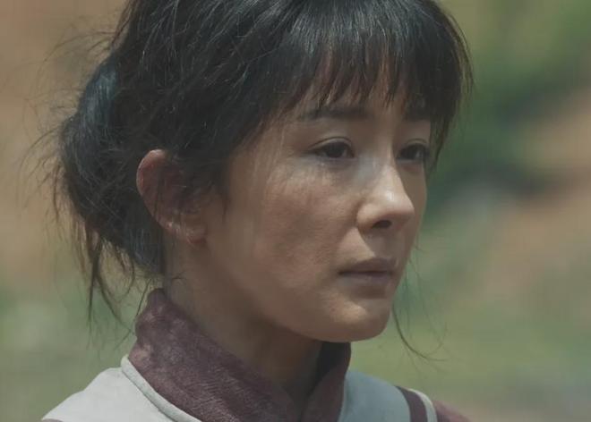 杨幂《生万物》里的脸部状态，再次证明想做真演员，就要少动脸！
