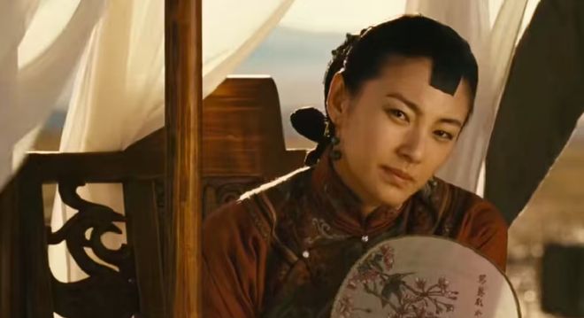 杨幂《生万物》里的脸部状态，再次证明想做真演员，就要少动脸！
