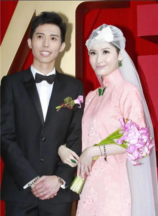 43岁豪门阔太，离婚后拍纪录片，被选为感动中国十大人物
