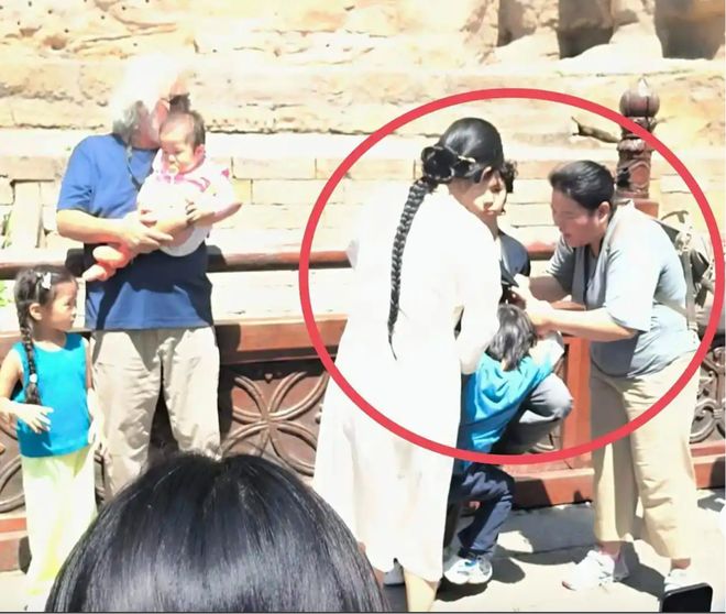 陈晓毛晓彤领证了？于正冷藏短剧女主？金莎帮男友洗白？张纪中虐待儿子？花钱自炒绯闻的男女星？