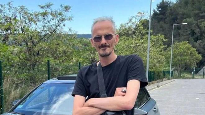 主播直播死亡轰动法国！死前10天被同事各种爆虐，却被当成节目效果...