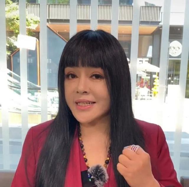 歌手千百惠北京离世，知情人首曝内幕：去年摔伤后身体一直不好