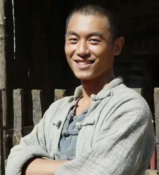看完《生万物》，我决定向海清女士道歉